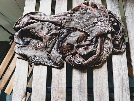 Urban Accessories! We are a Premier urban lifestyle boutique featuring local artists and handmade goods. Online and In Store Women’s Fashion Boutique Located in North Port, Florida.