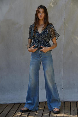 Floral Fleur Top-Short Sleeves-UrbanCulture-Boutique, A North Port, Florida Women's Fashion Boutique
