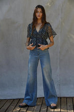 Load image into Gallery viewer, Floral Fleur Top-Short Sleeves-UrbanCulture-Boutique, A North Port, Florida Women&#39;s Fashion Boutique
