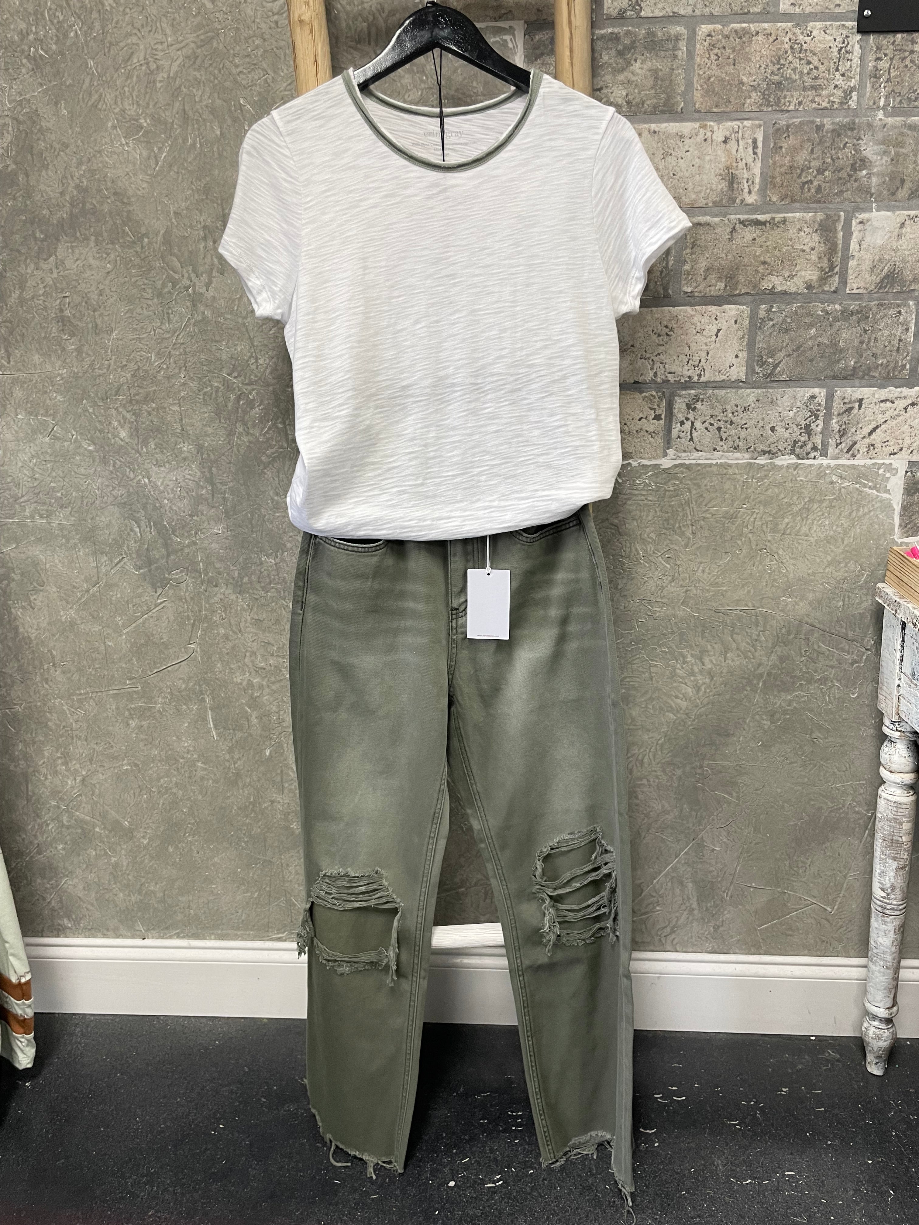 Mabel Vintage Distressed Jeans-Jeans-UrbanCulture-Boutique, A North Port, Florida Women's Fashion Boutique